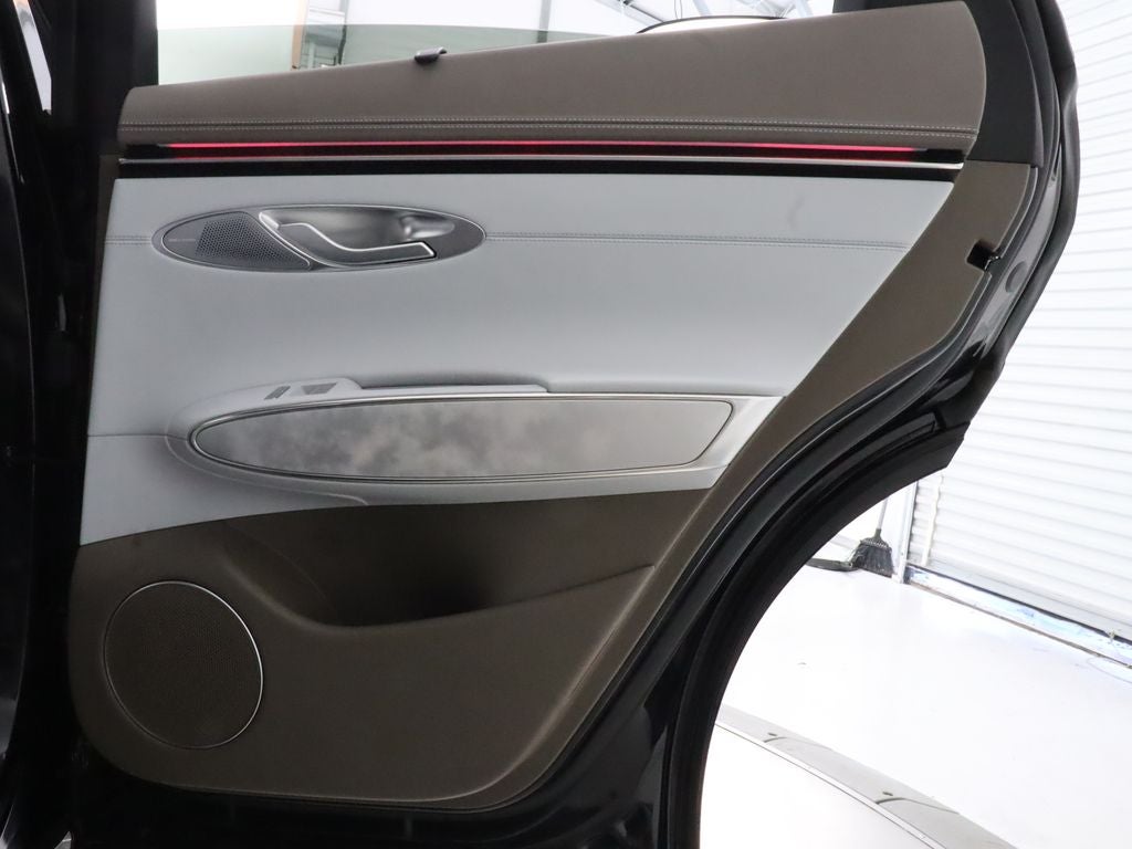 2026 Genesis Electrified GV70 Prestige AWD Navigation