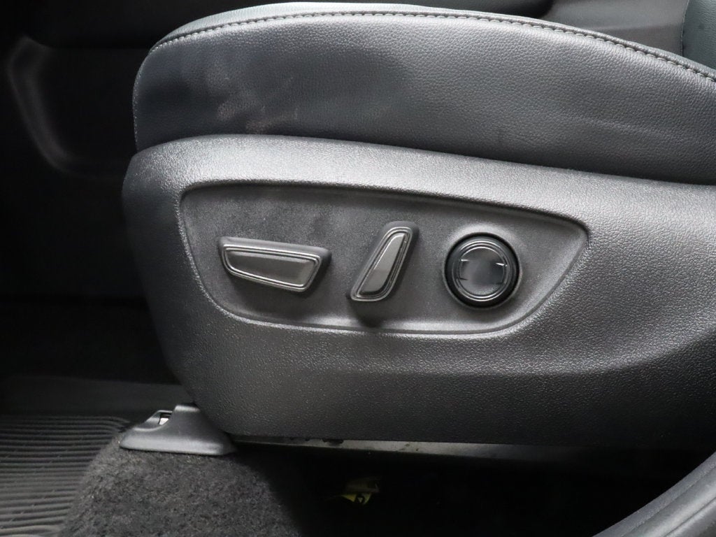 2024 Toyota Grand Highlander Limited AWD Navigation