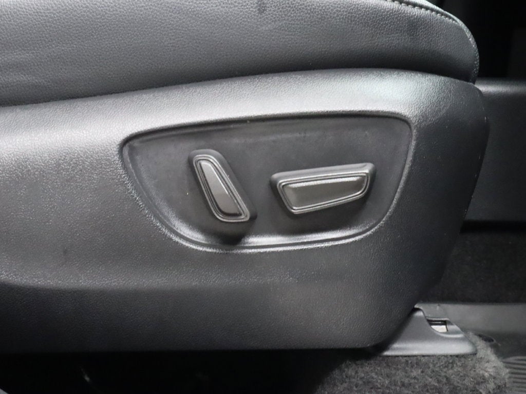 2024 Toyota Grand Highlander Limited AWD Navigation