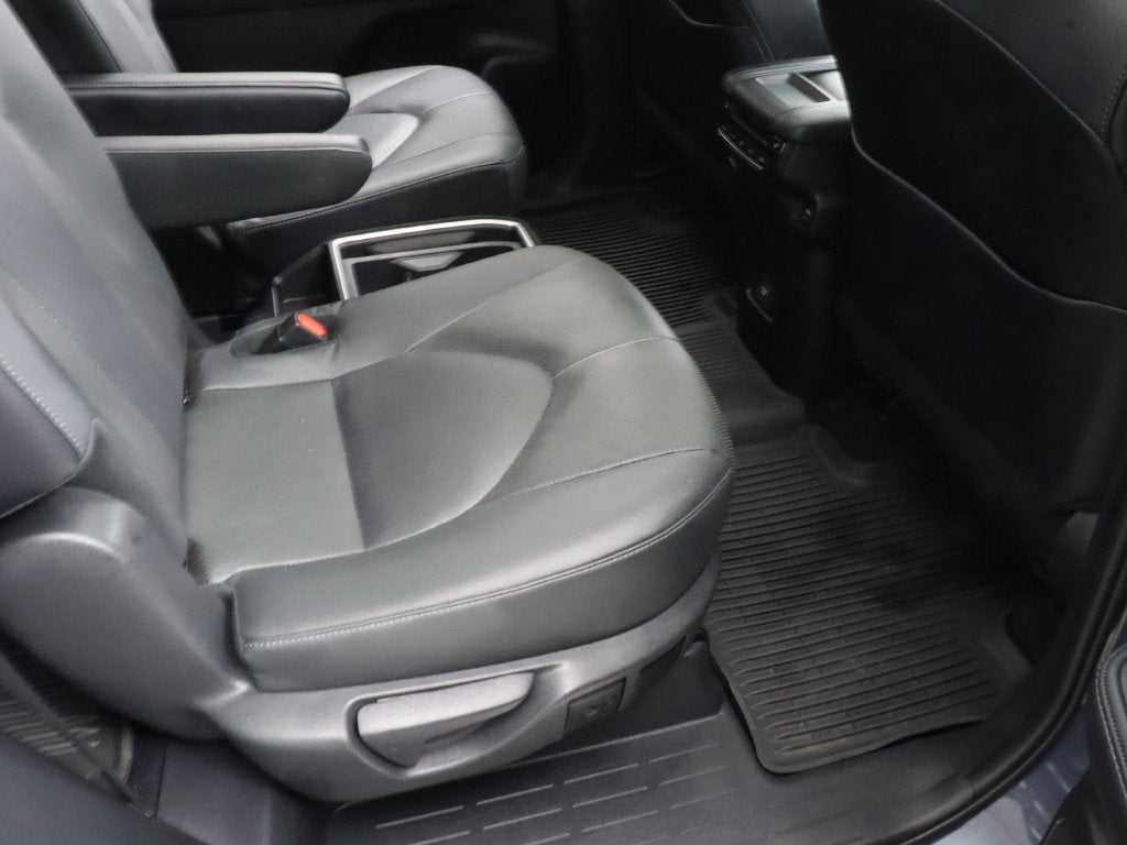 2024 Toyota Grand Highlander Limited AWD Navigation