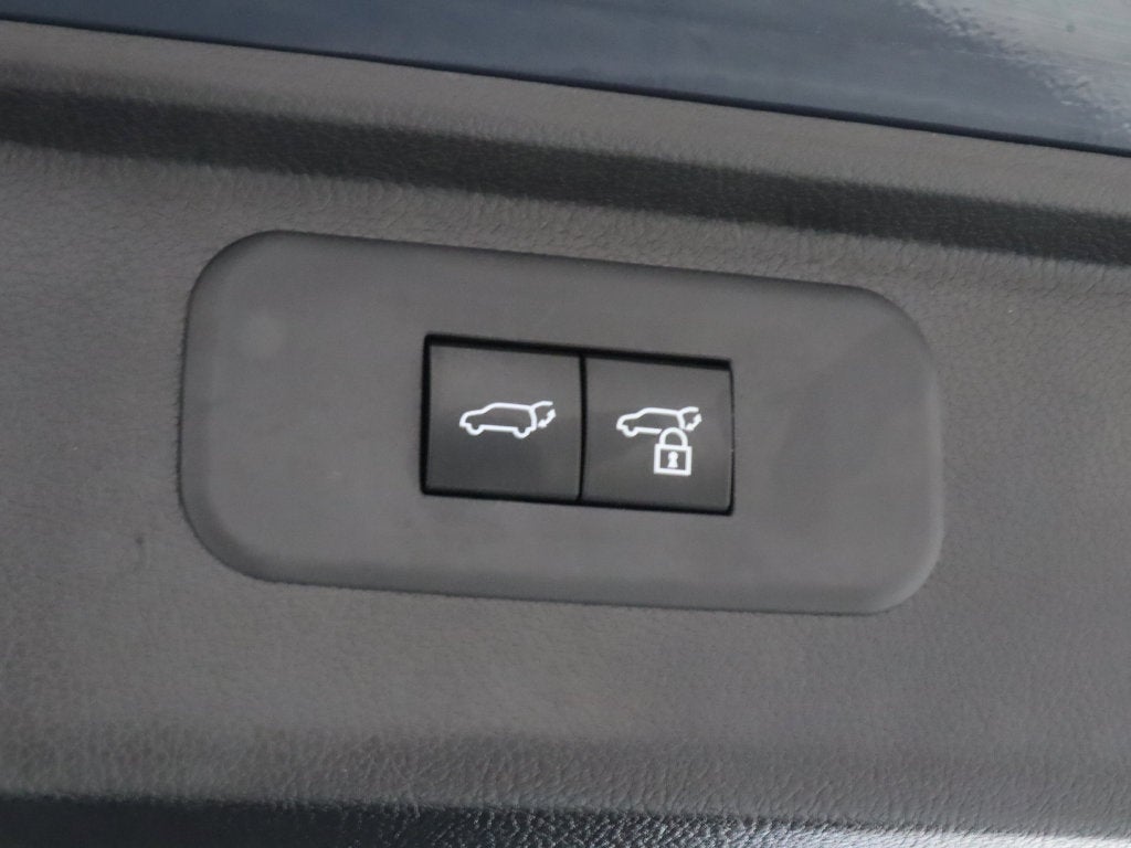 2024 Toyota Grand Highlander Limited AWD Navigation