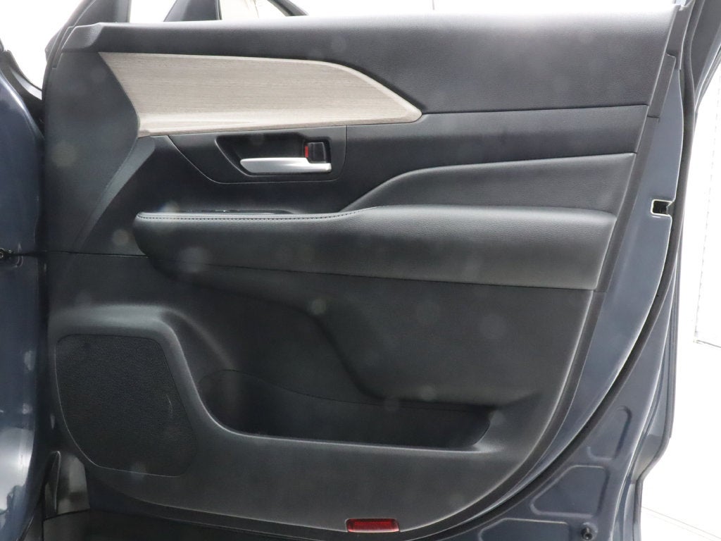2024 Toyota Grand Highlander Limited AWD Navigation