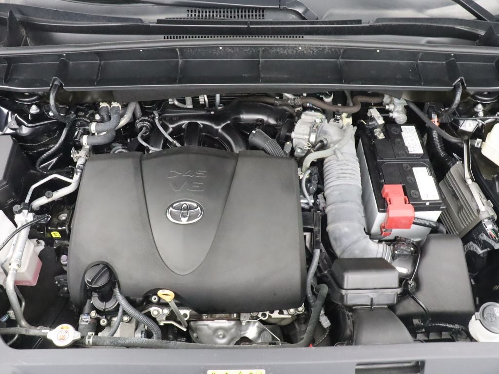 2022 Toyota Highlander XLE AWD