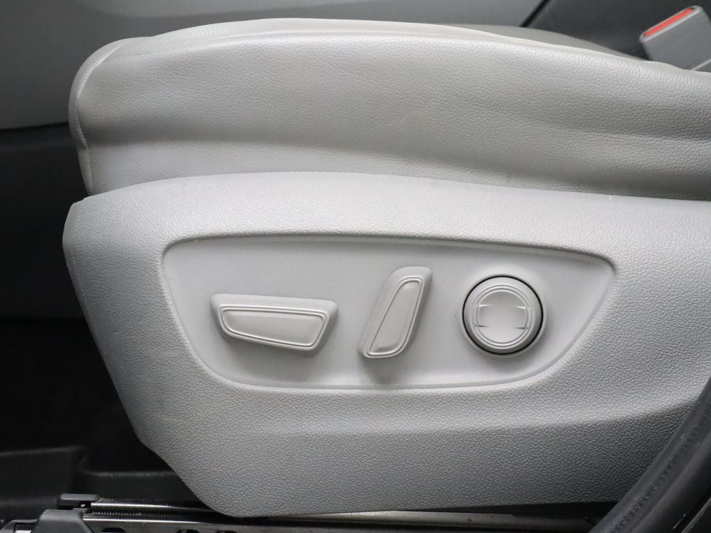 2022 Toyota Highlander XLE AWD
