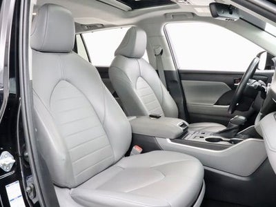 2022 Toyota Highlander XLE AWD