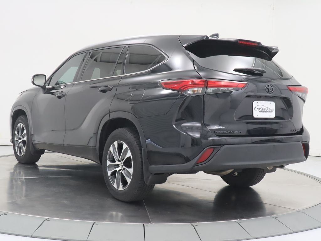 2022 Toyota Highlander XLE AWD