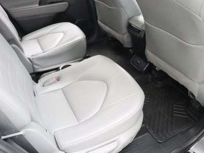 2022 Toyota Highlander XLE AWD