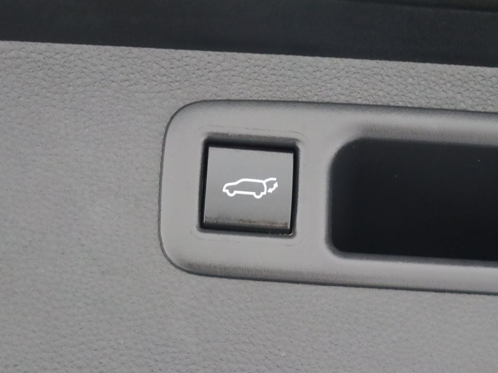 2022 Toyota Highlander XLE AWD