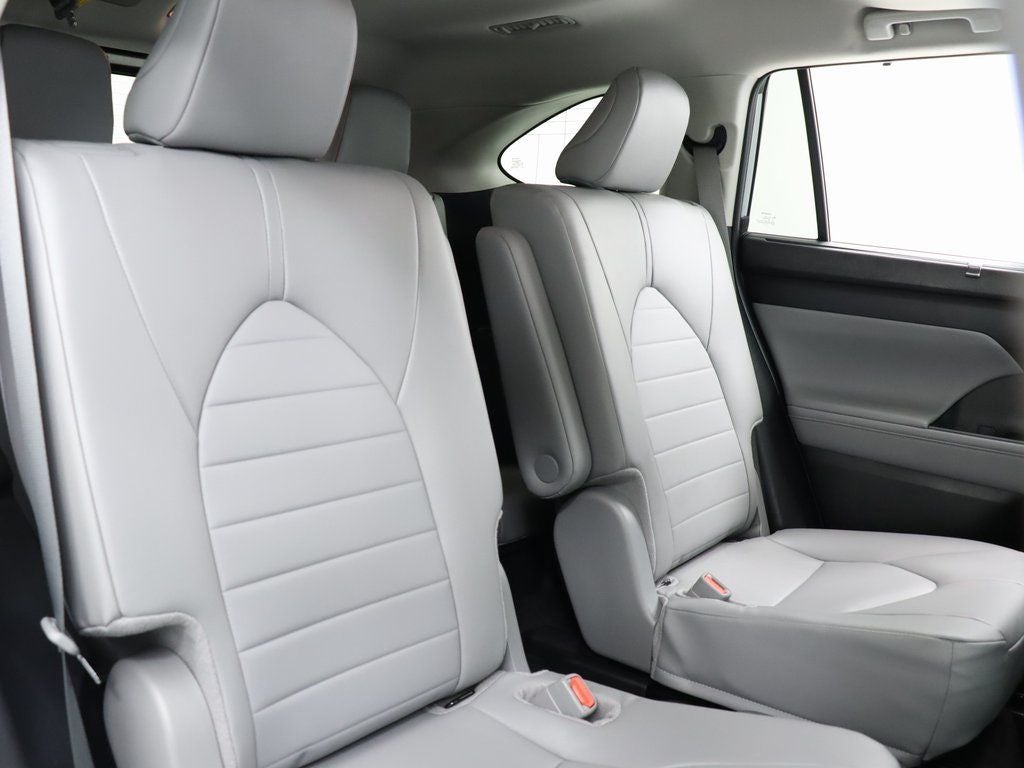 2024 Toyota Highlander XLE AWD