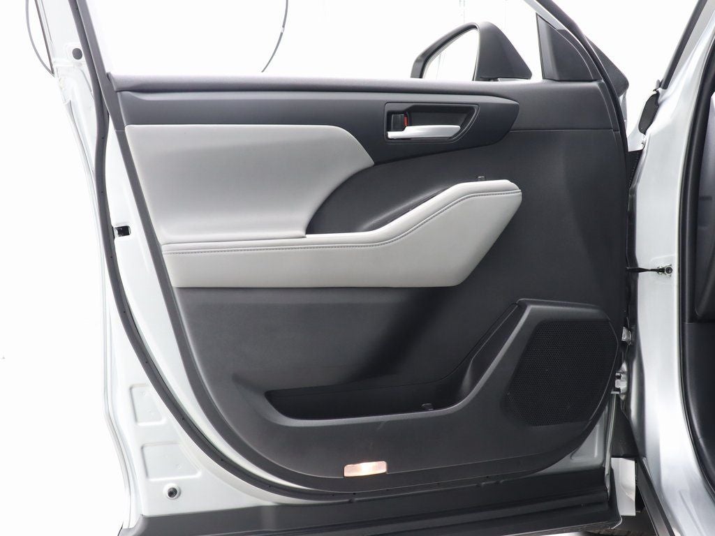 2024 Toyota Highlander XLE AWD