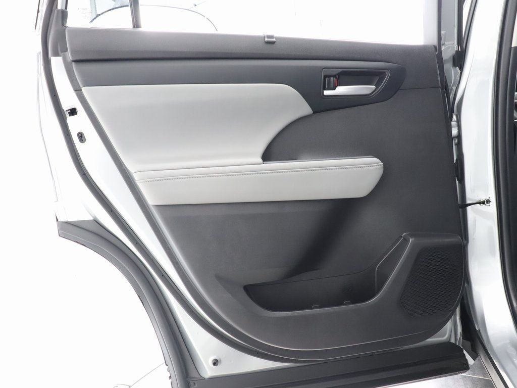 2024 Toyota Highlander XLE AWD