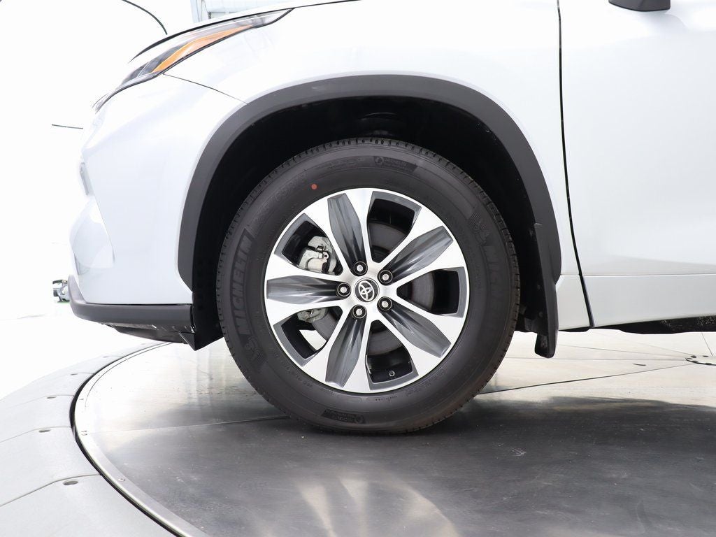 2024 Toyota Highlander XLE AWD