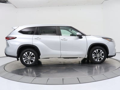 2024 Toyota Highlander XLE AWD