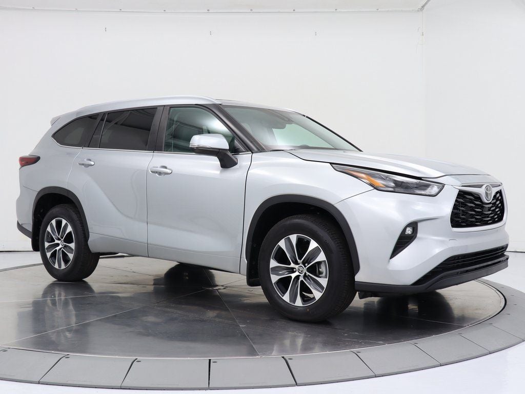 2024 Toyota Highlander XLE AWD