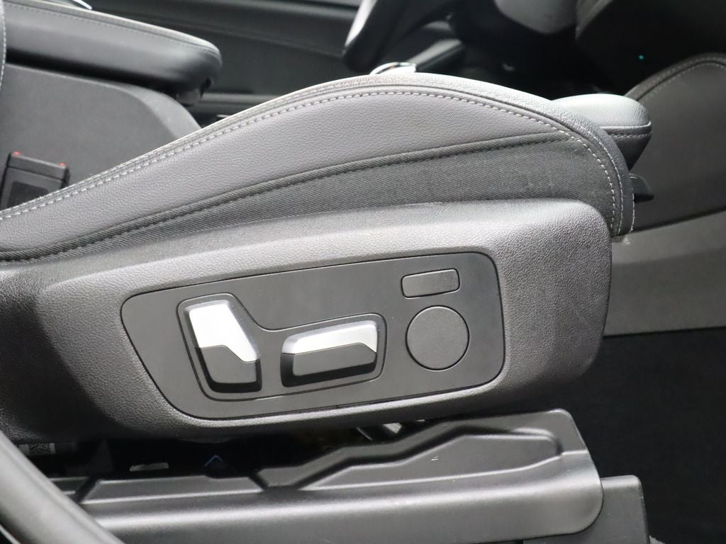 2023 BMW X4 xDrive30i AWD Navigation
