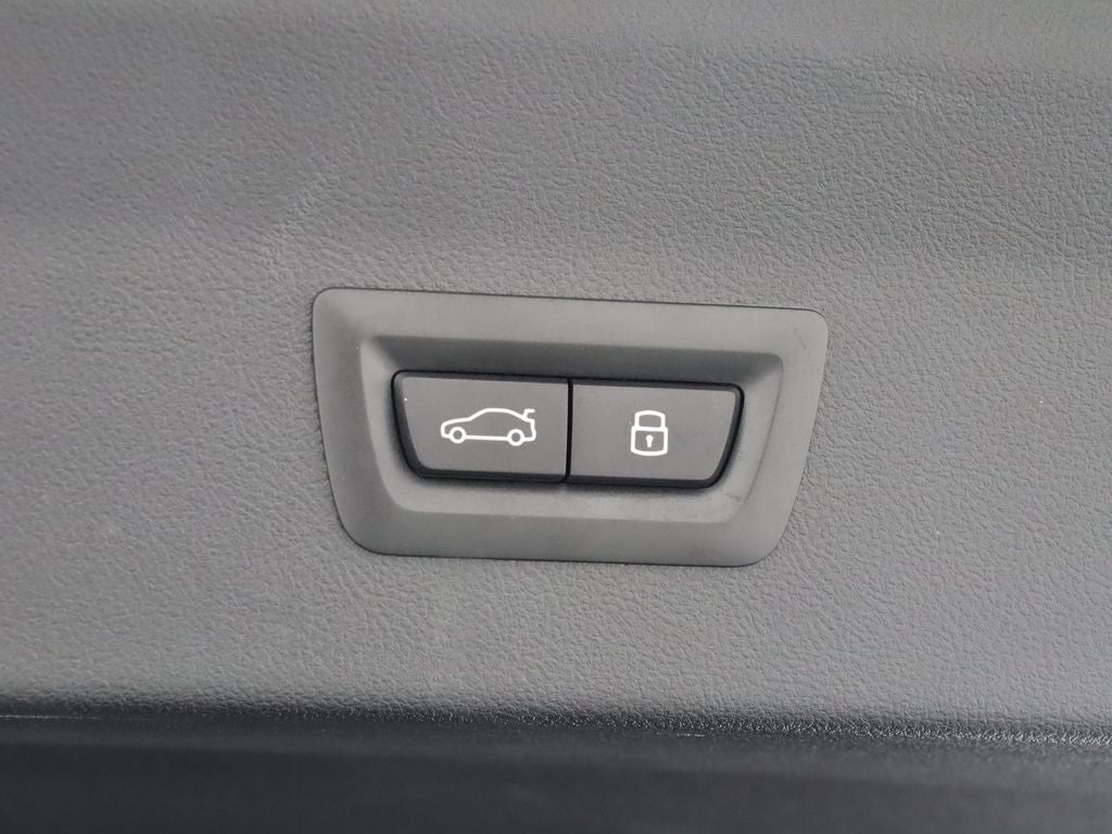 2023 BMW X4 xDrive30i AWD Navigation