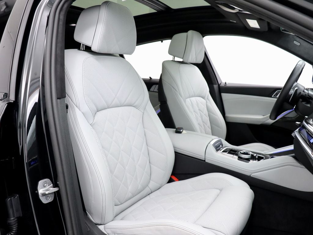 2026 BMW X6 M60i M Sport AWD