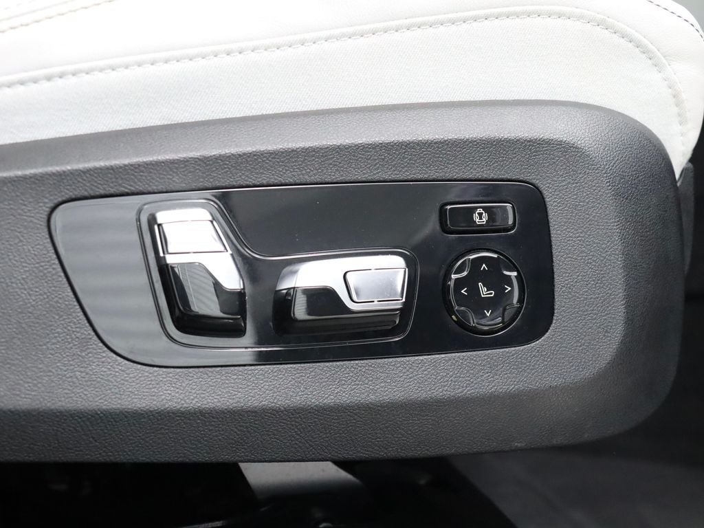 2026 BMW X6 M60i M Sport AWD