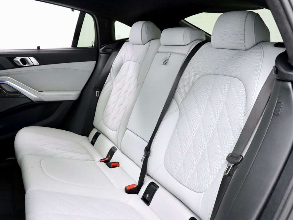 2026 BMW X6 M60i M Sport AWD