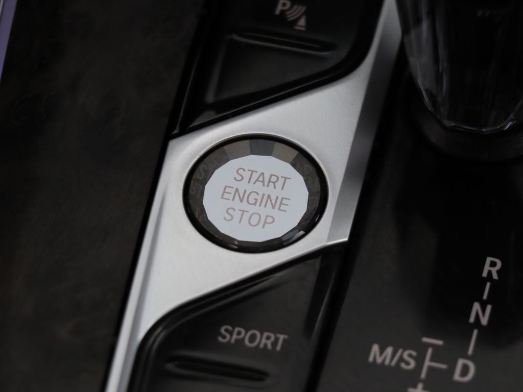 2022 BMW X5 sDrive40i M-Sport Navigation
