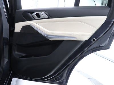 2022 BMW X5 sDrive40i M-Sport Navigation