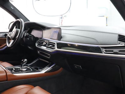 2022 BMW X7 xDrive40i M-Sport AWD Navigation