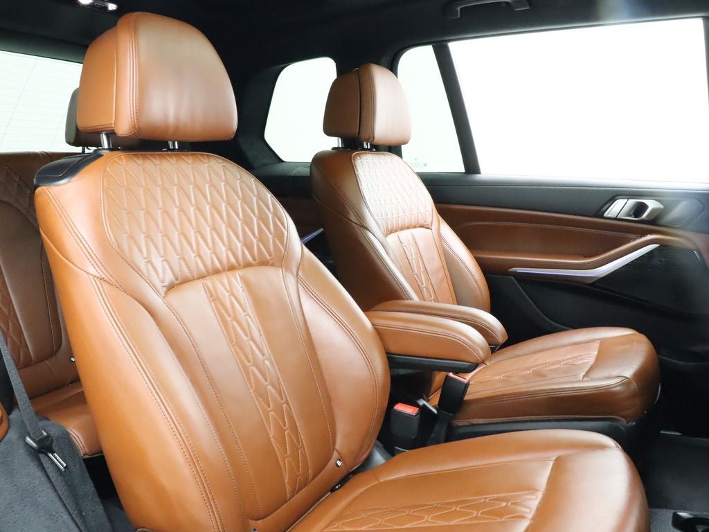2022 BMW X7 xDrive40i M-Sport AWD Navigation