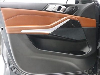 2022 BMW X7 xDrive40i M-Sport AWD Navigation