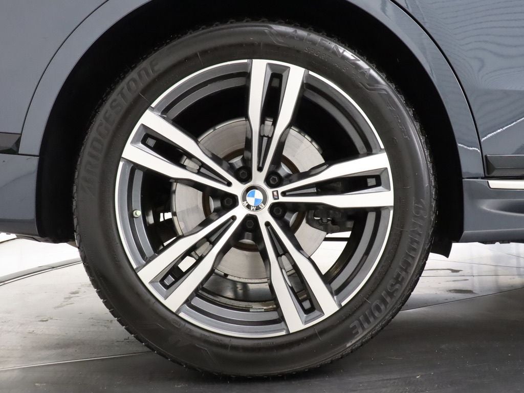 2022 BMW X7 xDrive40i M-Sport AWD Navigation