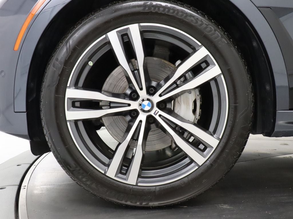 2022 BMW X7 xDrive40i M-Sport AWD Navigation