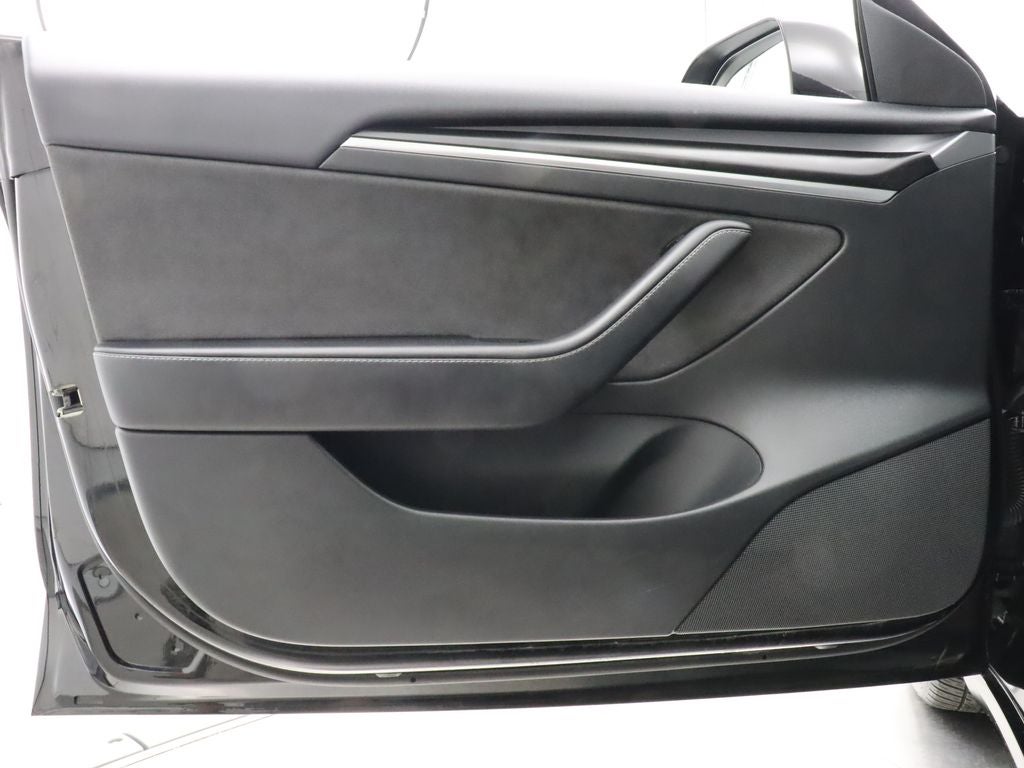 2023 Tesla Model 3 Base Navigation
