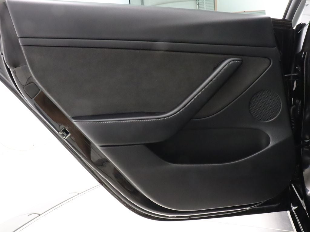 2023 Tesla Model 3 Base Navigation