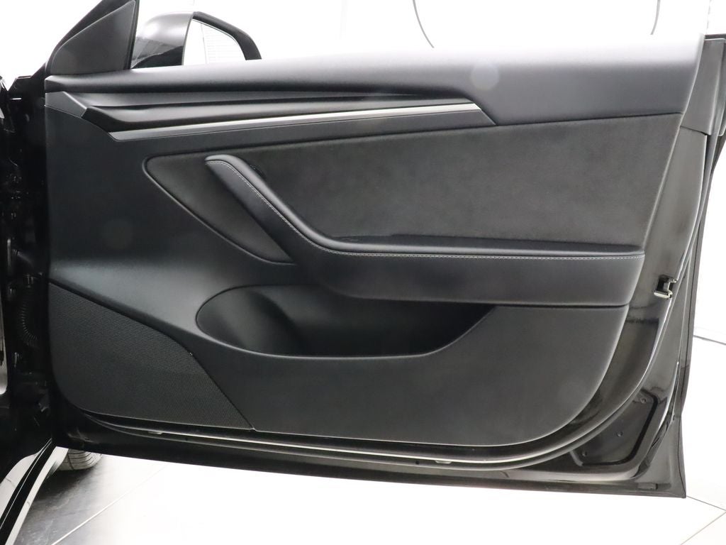 2023 Tesla Model 3 Base Navigation