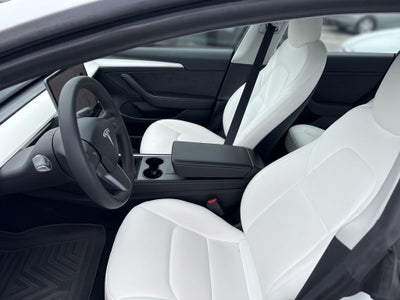 2022 Tesla Model 3 Base Navigation