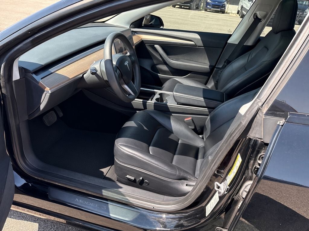 2023 Tesla Model 3 Base Navigation