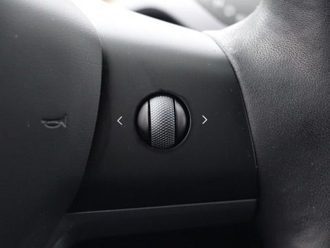 2023 Tesla Model 3 Base Navigation