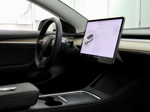 2023 Tesla Model 3 Base Navigation