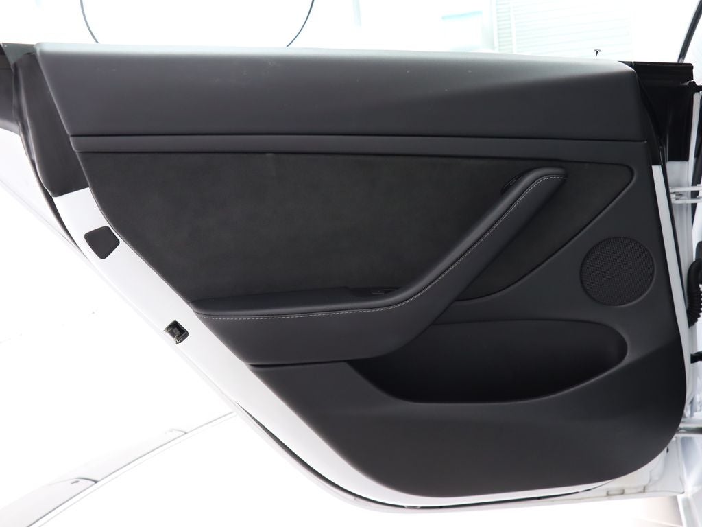 2023 Tesla Model 3 Base Navigation