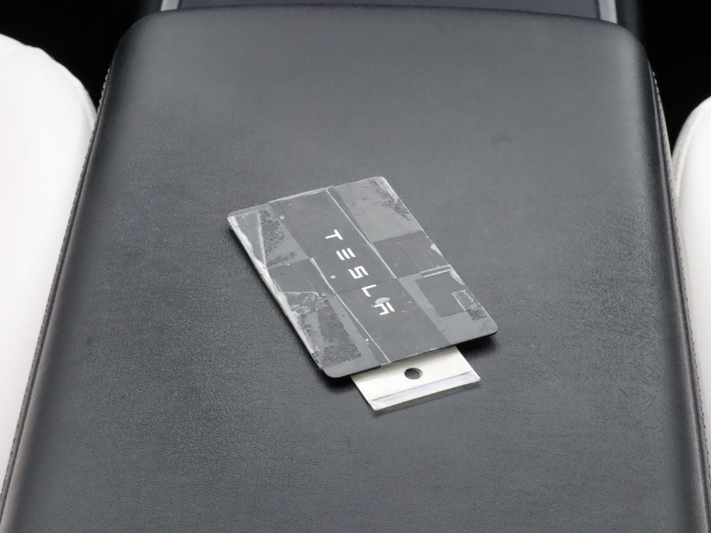 2022 Tesla Model 3 Long Range AWD Navigation
