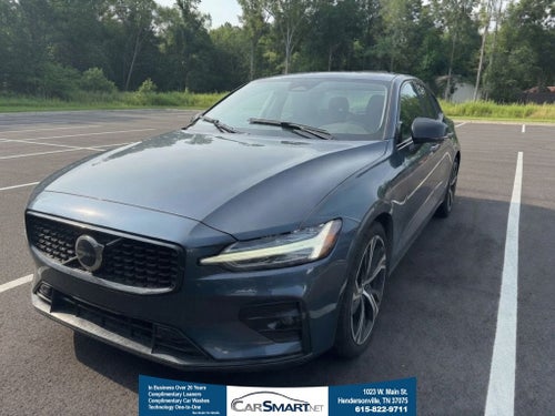 2024 Volvo S60 B5 Core Dark Theme