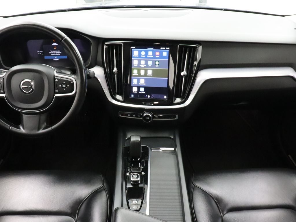 2024 Volvo S60 B5 Core Dark Theme
