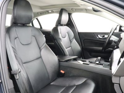 2024 Volvo S60 B5 Core Dark Theme