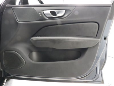 2024 Volvo S60 B5 Core Dark Theme