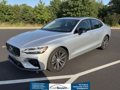 2022 Volvo S60 B5 Momentum AWD Navigation