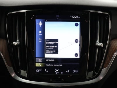 2022 Volvo S60 B5 Momentum AWD Navigation