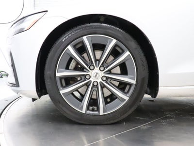 2022 Volvo S60 B5 Momentum AWD Navigation