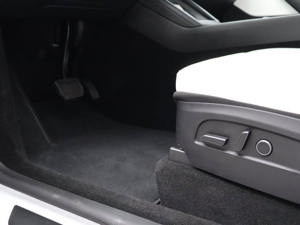 2026 Tesla Model Y Premium Long Range