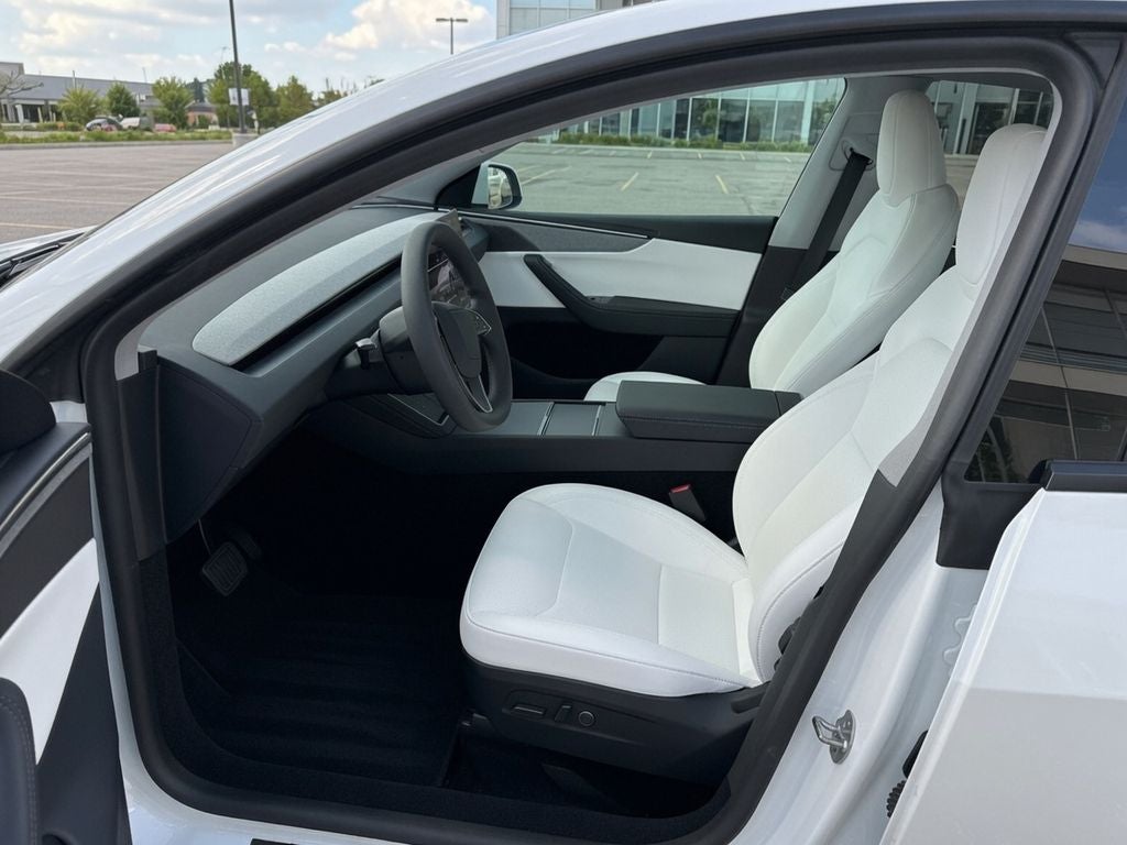 2026 Tesla Model Y Premium Long Range