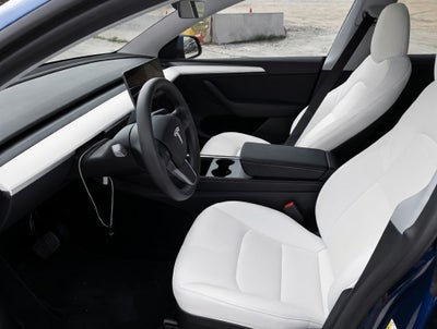 2024 Tesla Model Y Long Range