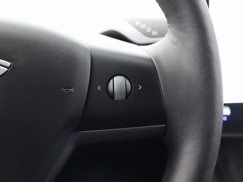 2024 Tesla Model Y Long Range AWD